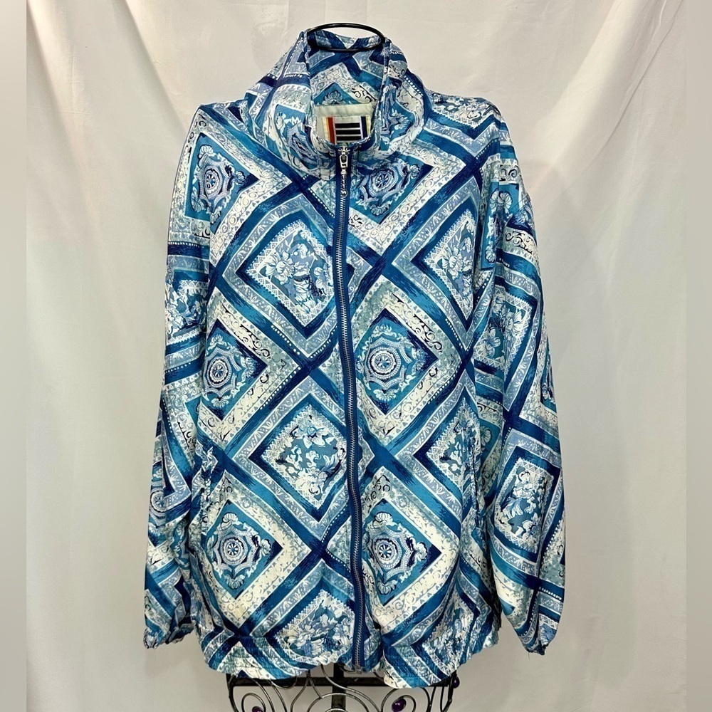 EVR Div Rousso Apparel Group silk printed zip up size L